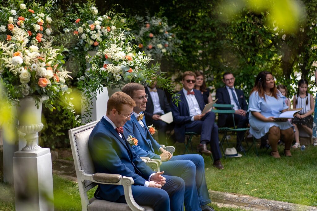 Le mariage chic de Matthieu et Vincent avec une cérémonie laïque célébrée par Fabiola - Wedding by Fabiola